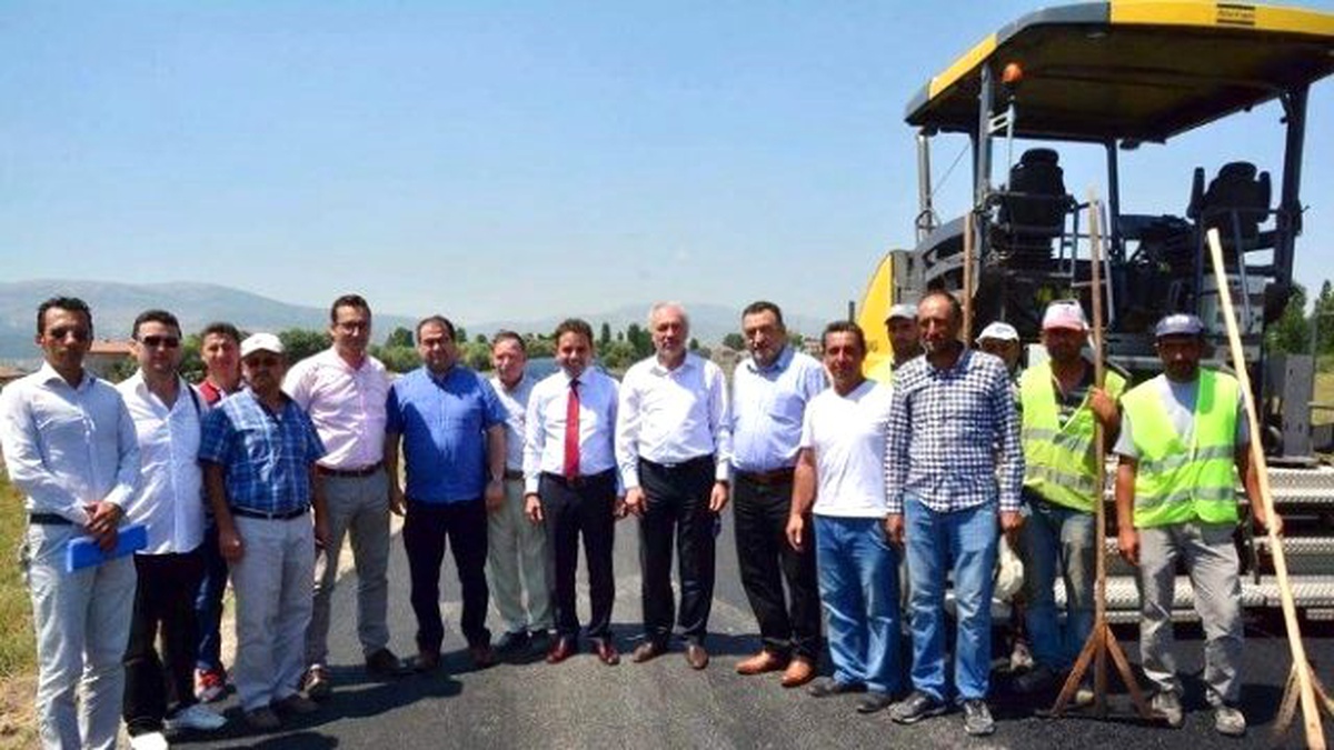 Kütahya\'nın Mahallelerine Kaliteli Asfalt