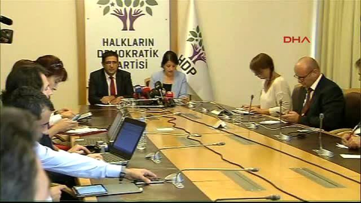 Pervin Buldan : Dokunulmazlık Zırhının Arkasına Sığınarak, Siyaset Yapan Bir Gelenekten Gelmiyoruz...