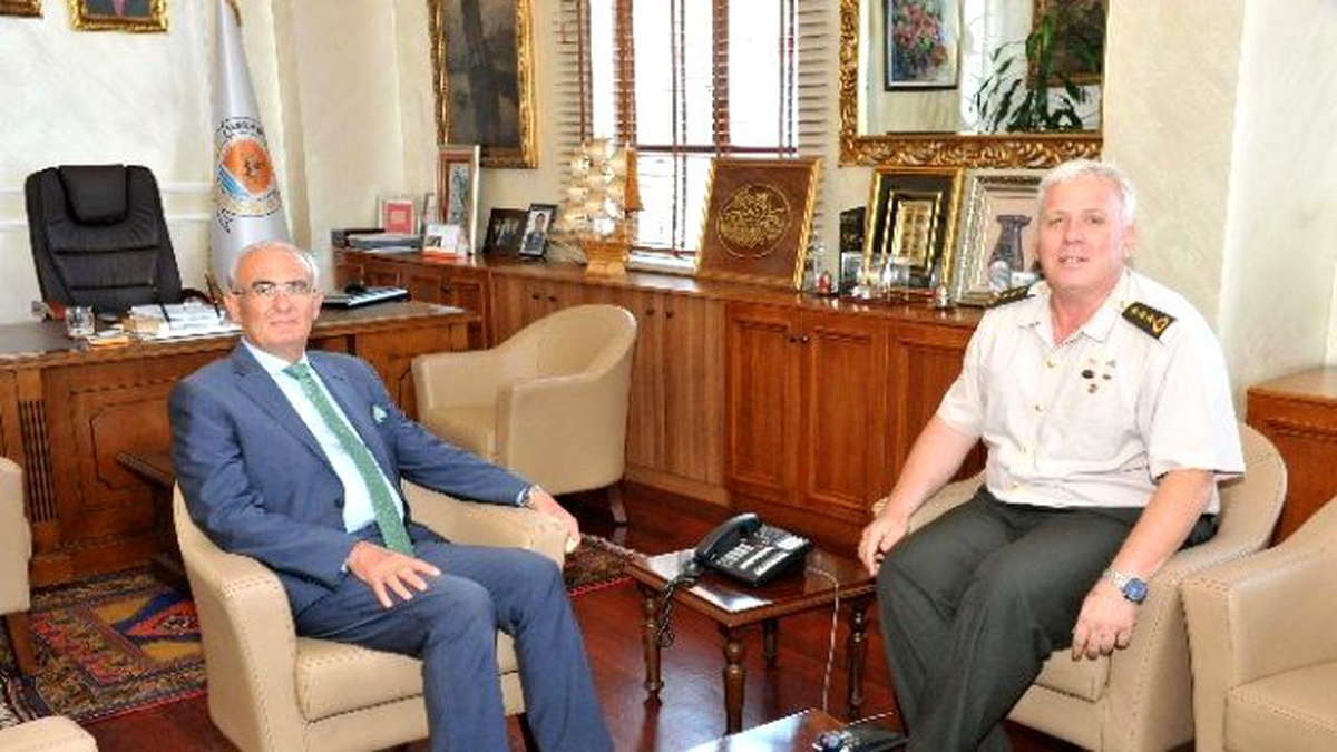 Yeni Jandarma Komutanından Yılmaz\'a Ziyaret