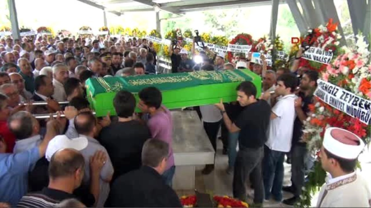 Adana, Bu Cenazede Buluştu