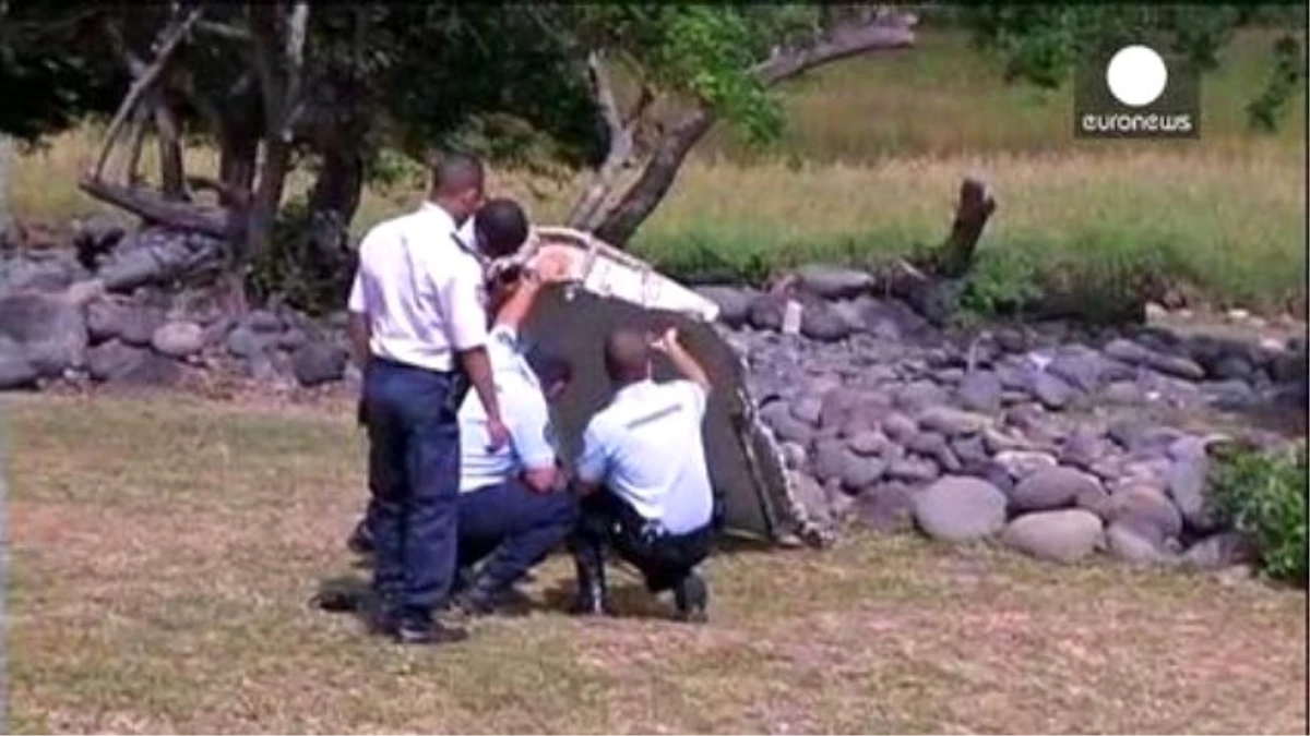 Bulunan Uçak Parçası Mh370\'e Ait Olabilir