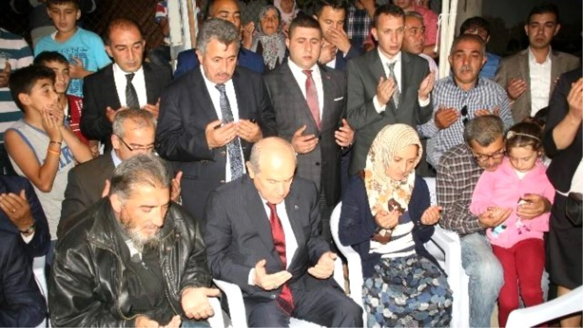 MHP Genel Başkanı Bahçeli, Yozgat\'ta Şehit Ailesini Ziyaret Etti