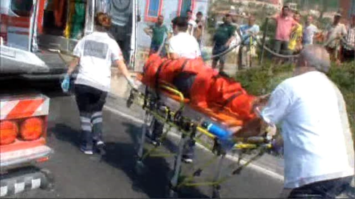 Milas\'ta Trafik Kazası: 2 Yaralı