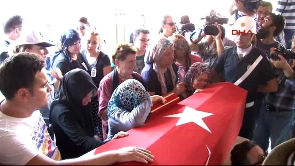 Salihli Diyarbakır\'ın Çınar İlçesindeki Terör Saldırısında Şehit Düşen Salihlili Polis Memuru...