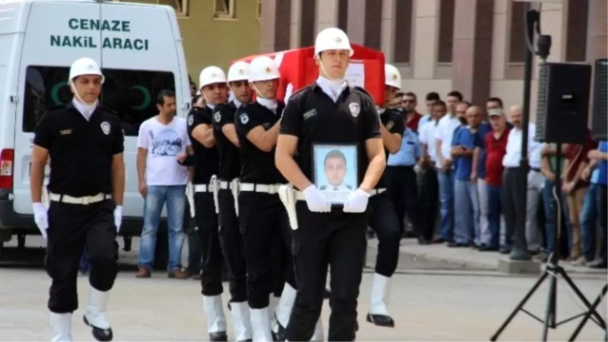 Şehit Polis Memleketine Uğurlandı