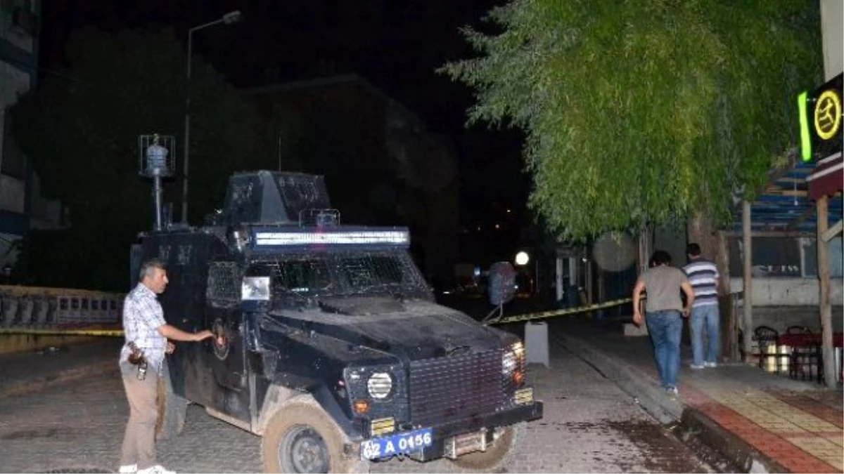 Tunceli\'de Şüpheli Çanta Fünyeyle Patlatıldı