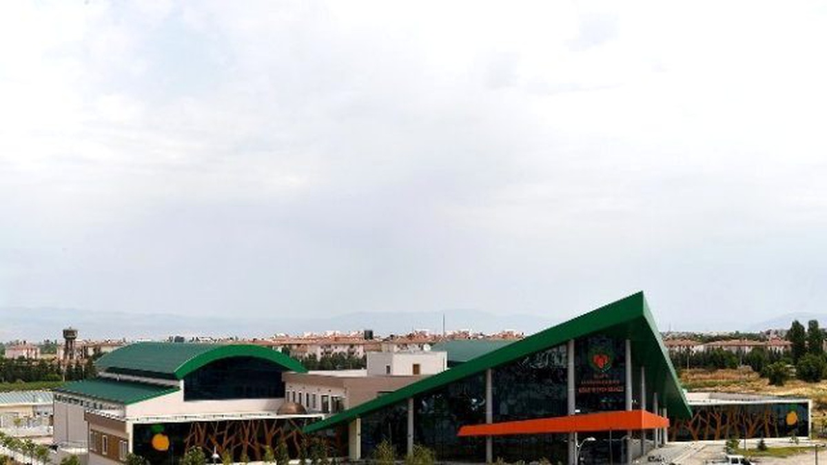 Yaşam ve Spor Merkezi\'nde, İnşaatında Çalışmalar Devam Ediyor