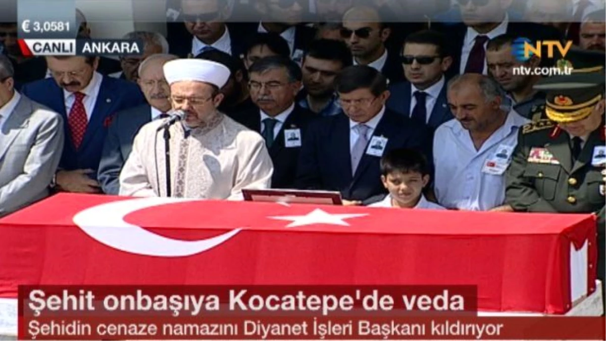 Ankara\'daki Şehit Cenazesine Kritik İsimler de Katıldı