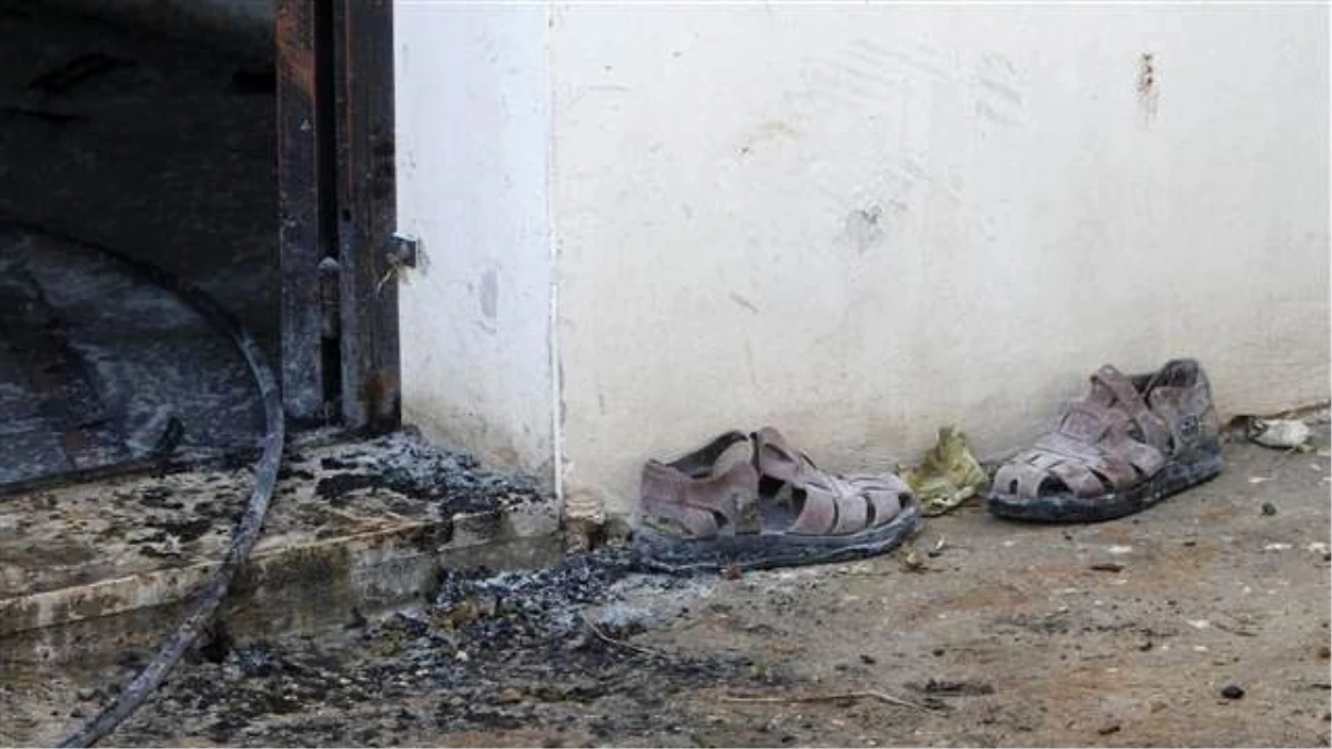 Batı Şeria\'da Kundaklanan Evde 18 Aylık Bebek Yanarak Öldü