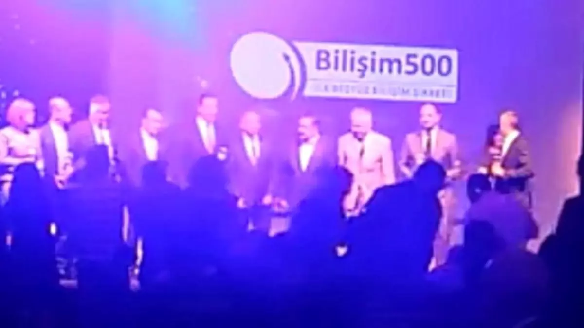 Bilişim 500 Ödülleri Sahiplerini Buldu