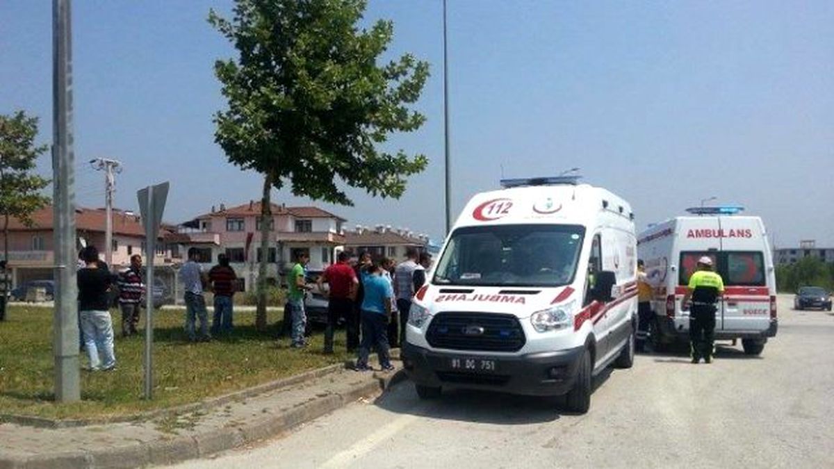 Düzce\'de Trafik Kazası: 1 Yaralı