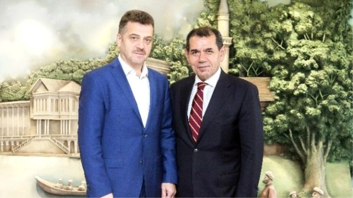 Galatasaray Başkanı Özbek\'ten Başkan Usta\'ya Nezaket Ziyareti