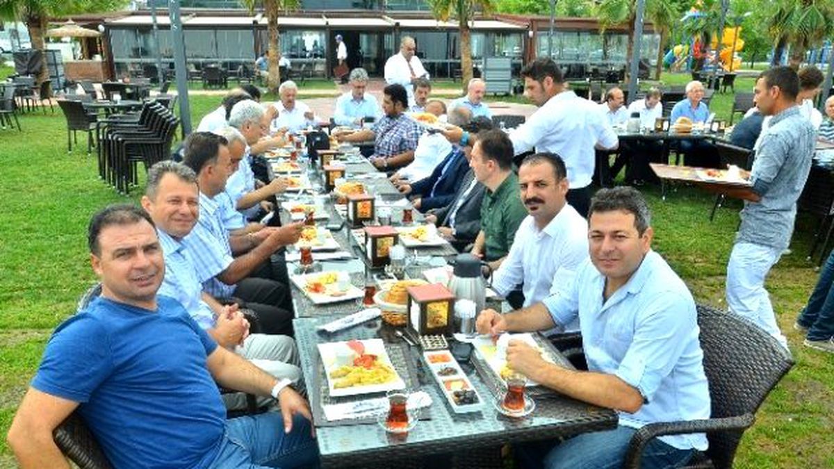 Gaziantepliler Derneği, Dostluk Grubunu Kocaeli\'de Ağırladı