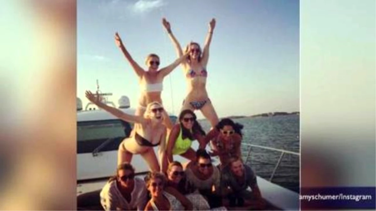 Jennifer Lawrence And Amy Schumer\'s Vacation Together Gives US #squadgoal Envy