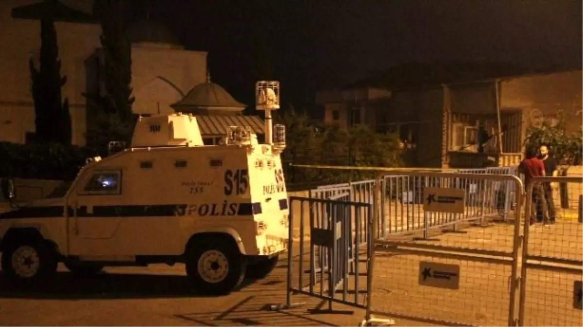 Kanarya Polis Merkezi\'nin Arka Sokağında Patlama