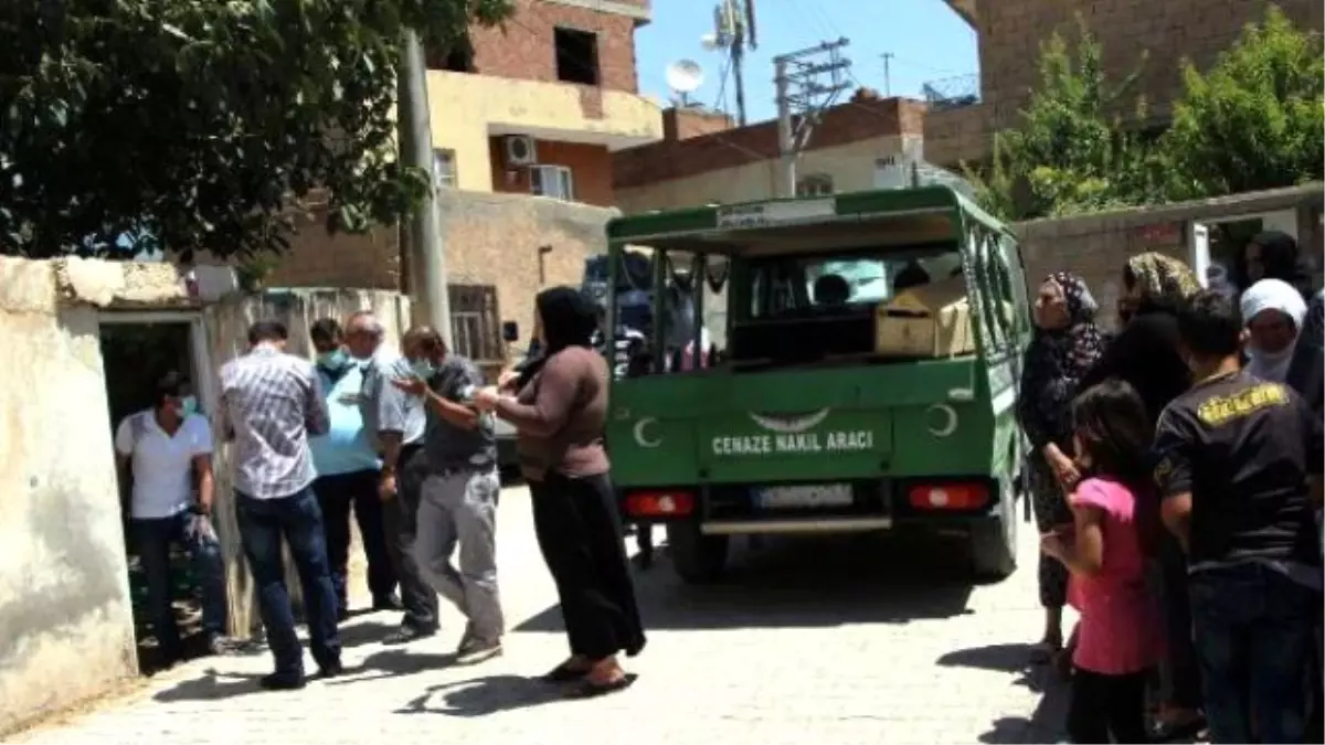 Muhtar Yaşlı Adamı Evde Ölü Buldu