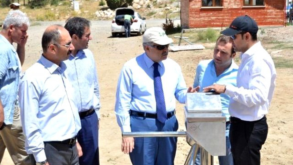 Vali Kahraman, Ergan Dağı Kayak Merkezi\'nde Ki Çalışmaların Tamamlanması Talimatını Verdi