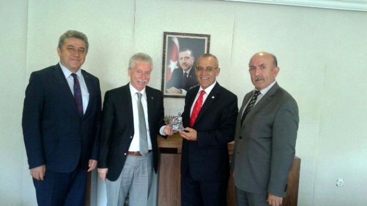 Zonguldak Ak Ocaklar İl Başkanlığı Ankara\'da Çeşitli Temaslarda Bulundu