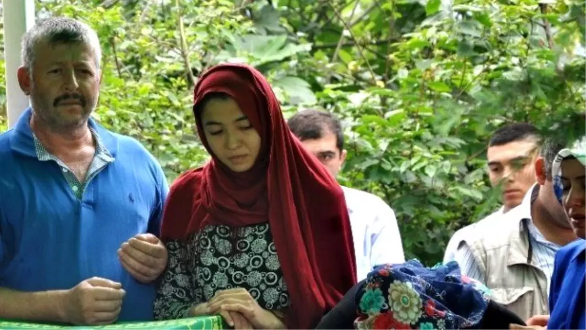 Denizde Boğularak Hayatlarını Kaybeden İki Kardeş Toprağa Verildi