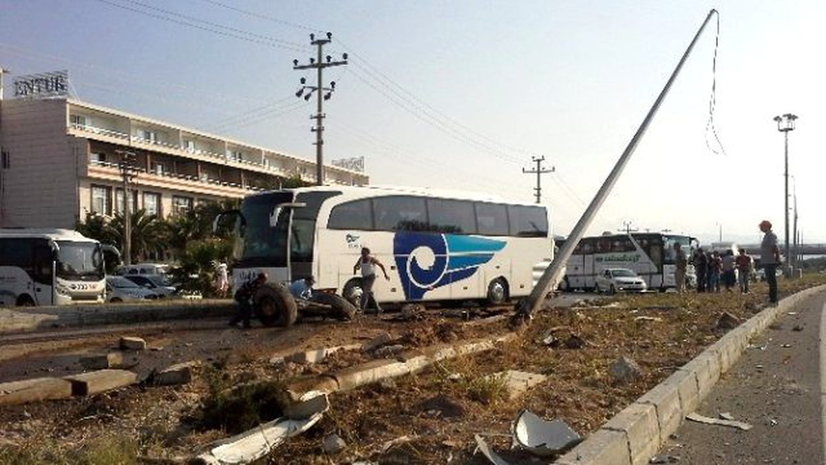 Edremit\'te Trafik Kazasında Bir Kişi Yaralandı