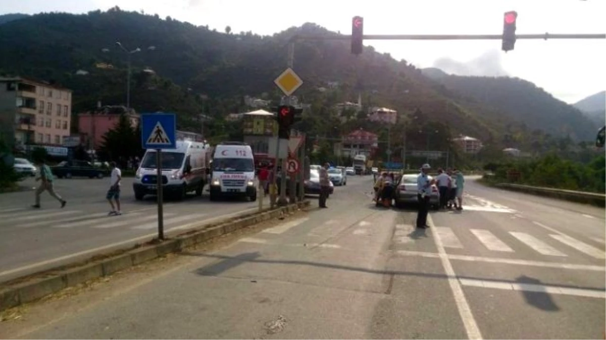 Giresun\'da Trafik Kazası: 7 Yaralı