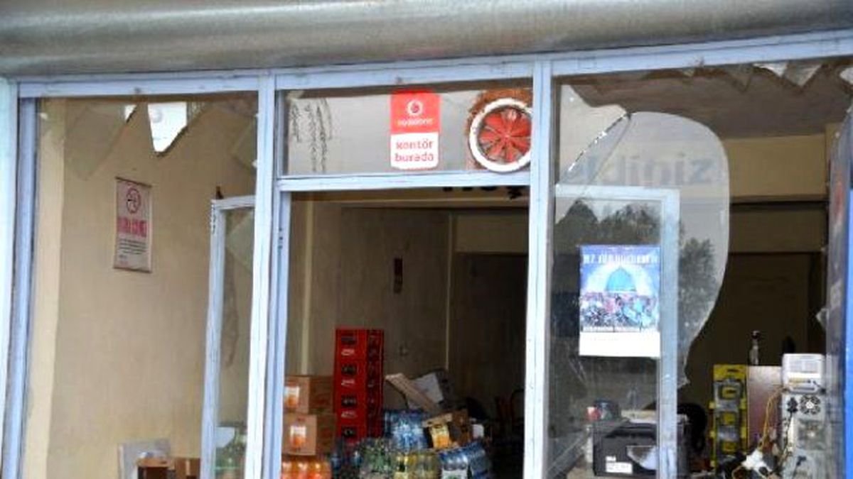 Pkk, 2 Ton Bomba Yüklü Traktörle Karakola Saldırdı: 2 Şehit, 31 Yaralı (4)