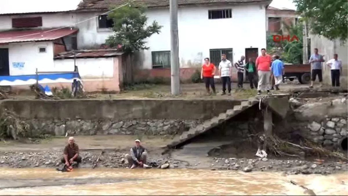 Samsun Bakan Kılıç Sel Bölgesinde İnceleme Yaptı