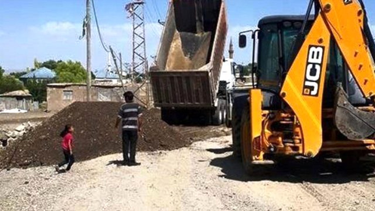 Sarıpınar\'da Yol Genişletme Çalışmaları