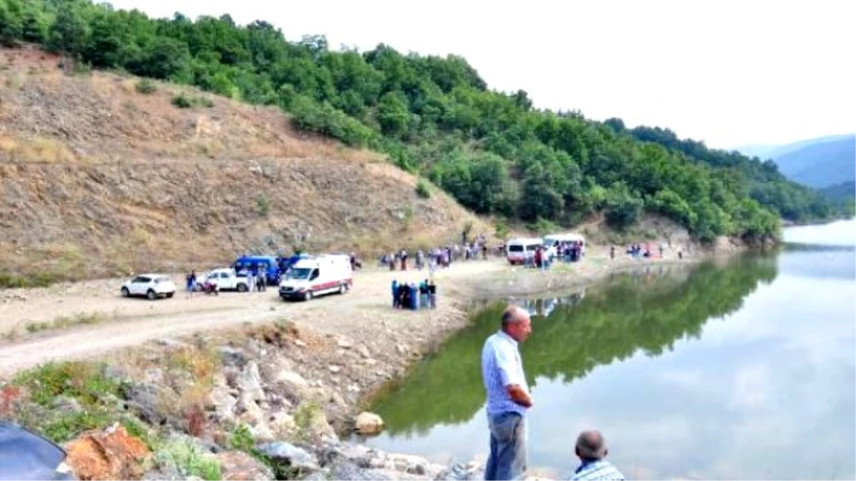 Serinlemek İçin Gölette Giren Kuaför Boğuldu