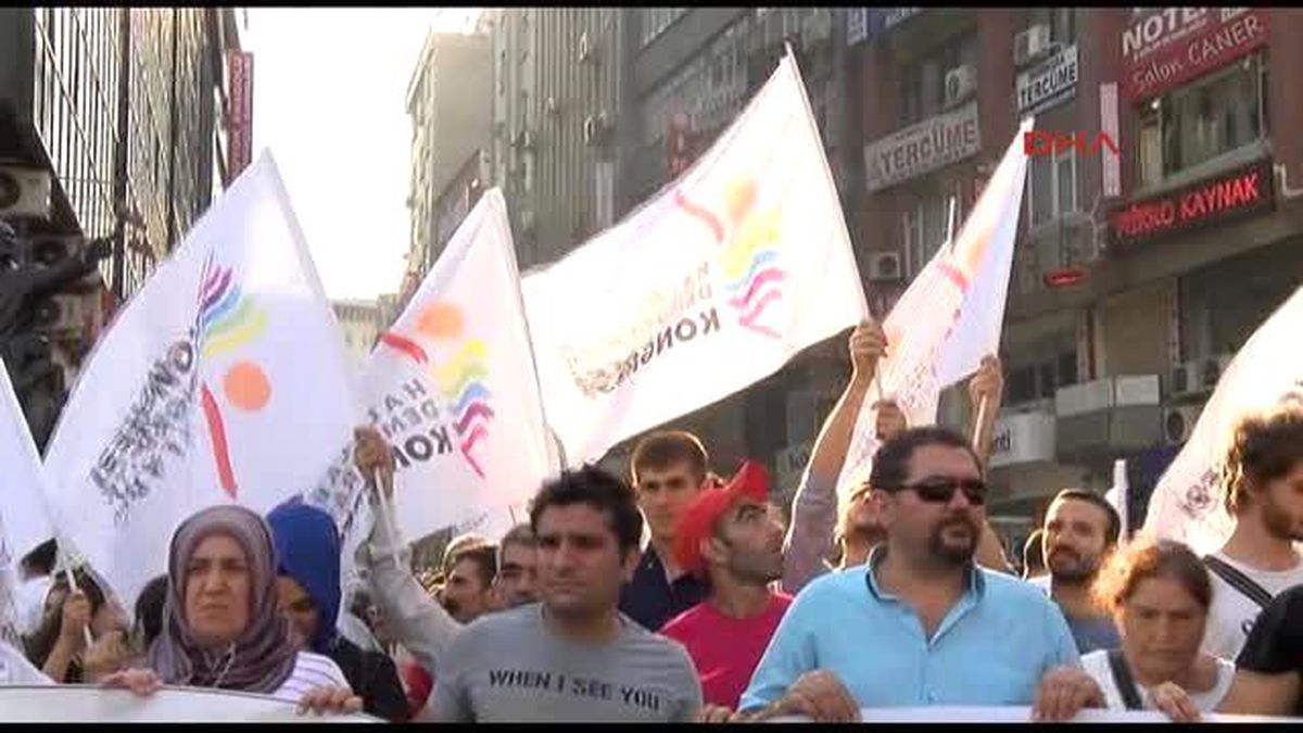 Şirinevler\'de "Barış İçin Ses Çıkar" Eylemi
