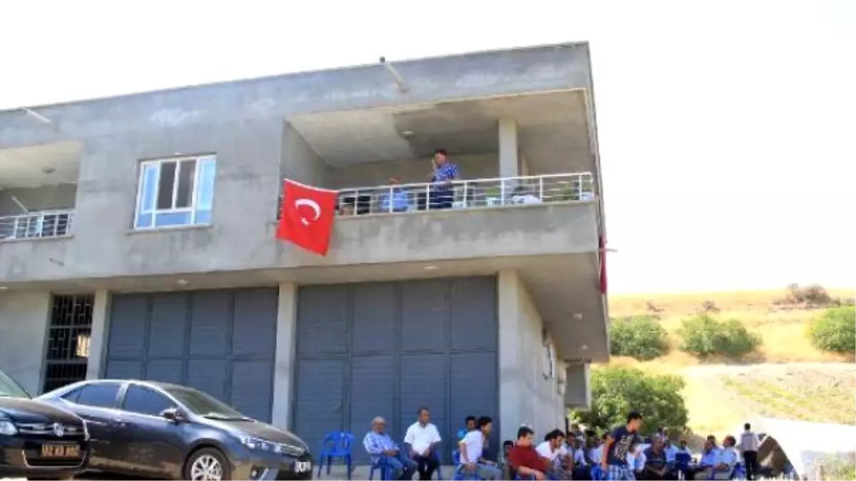 Terhisine 2 Ay Kala Şehit Oldu, Yakınları Gözyaşına Boğuldu