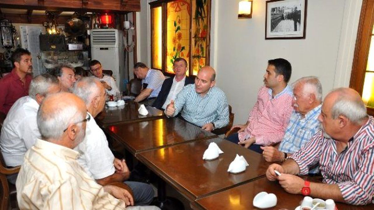 AK Parti Genel Başkan Yardımcısı Süleyman Soylu, Esnafla Kahvaltı Buluşmalarını Sürdürüyor