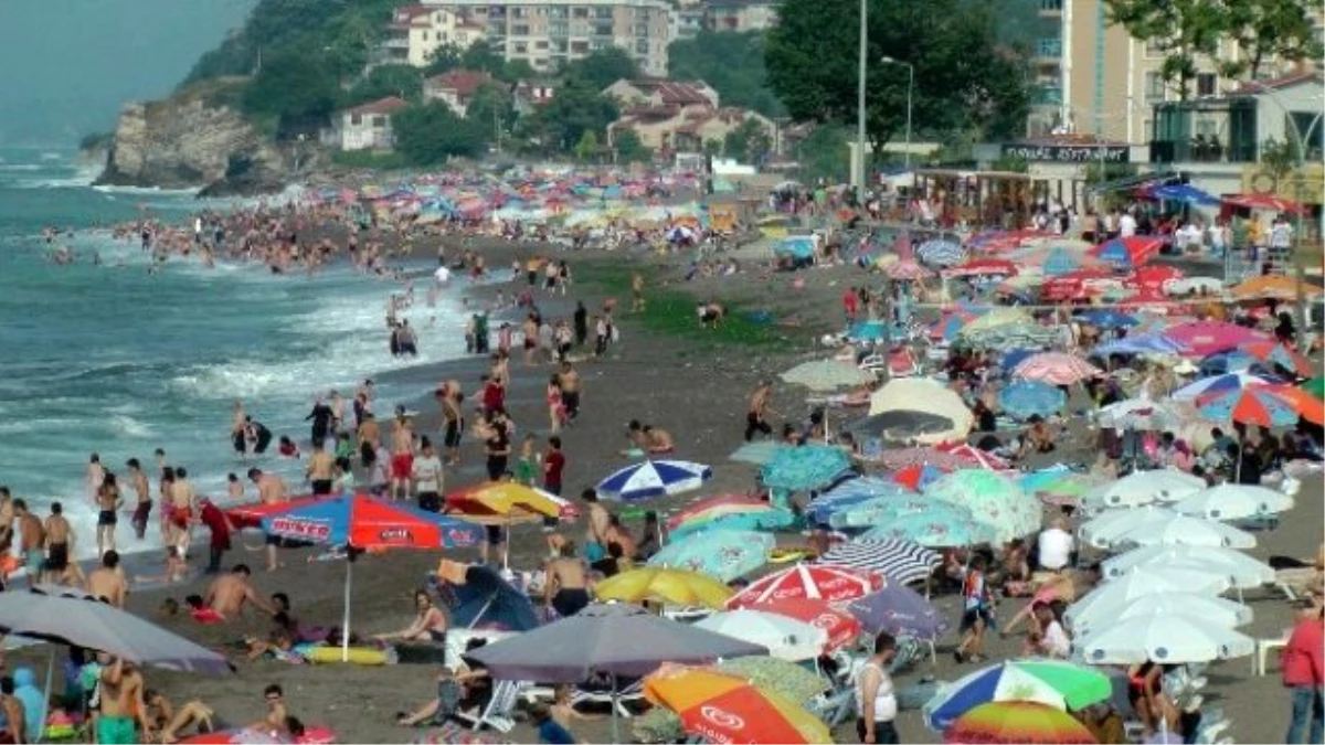 Akçakoca\'da Bir Günde 27 Kişi Ölümden Döndü