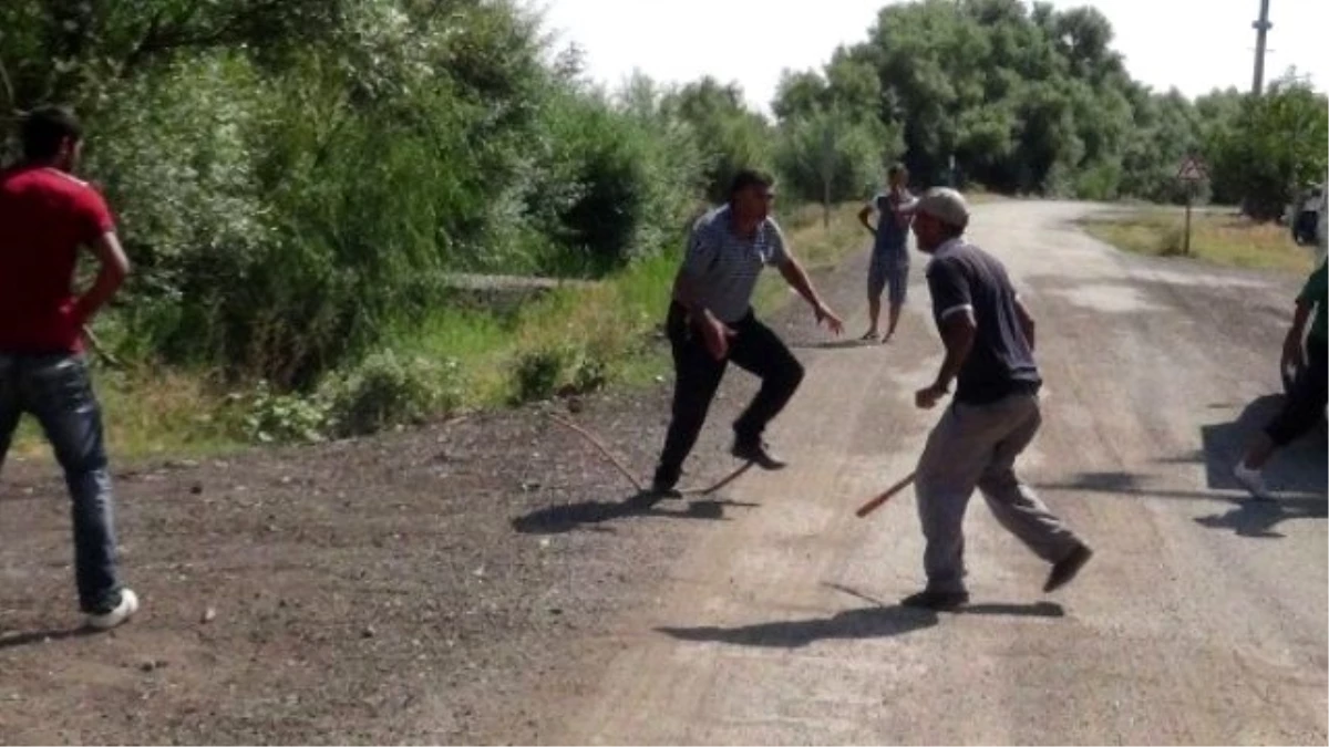 Aksaray\'da İki Grup Arasında Kavga: 9 Yaralı