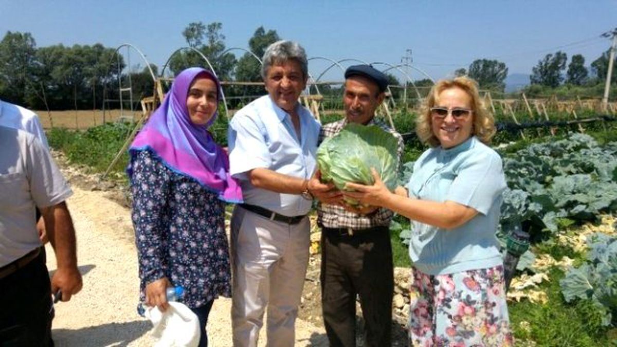 Başkan Alaaddin Yılmaz, "Bebek ve Meyve Ormanı ile Çiftçilerimize Öncülük Ediyoruz"