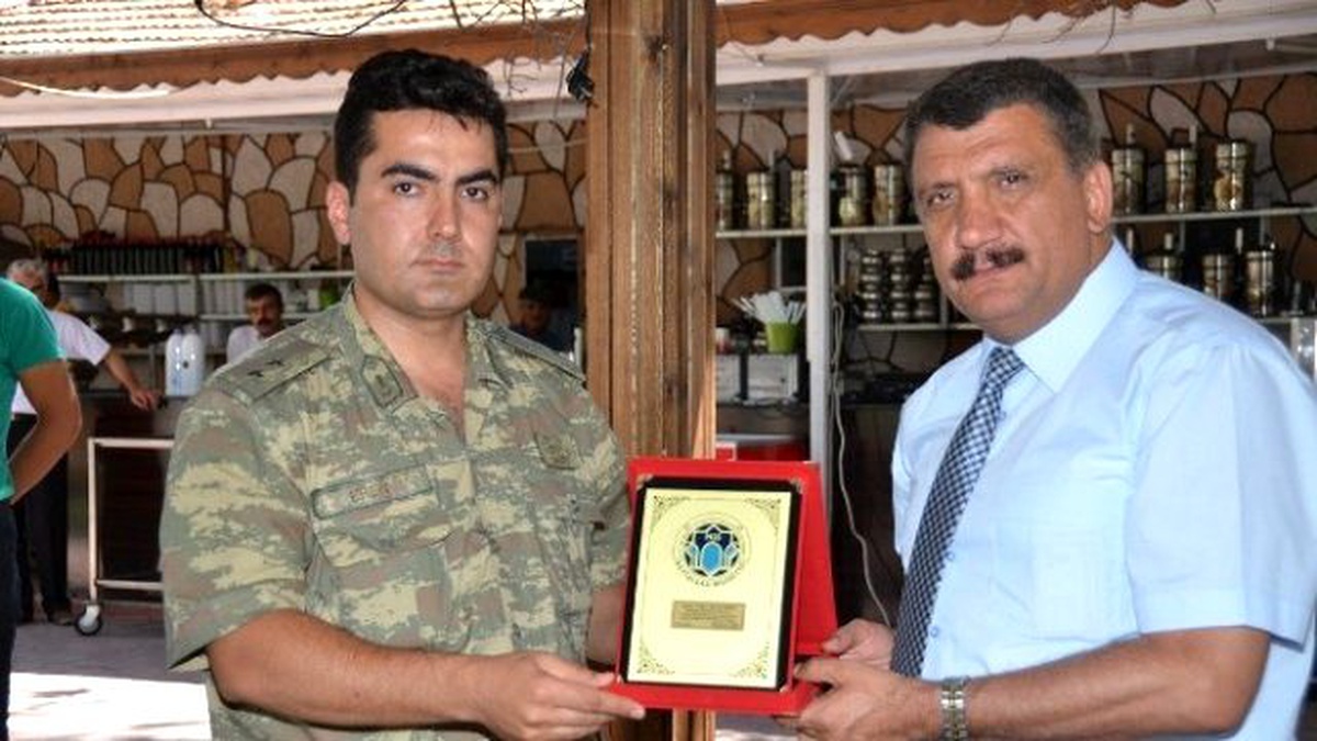 Battalgazi İlçe Jandarma Komutanına Veda Yemeği