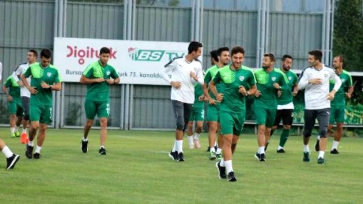Bursaspor\'da Galatasaray Maçı Hazırlıklarına Başladı