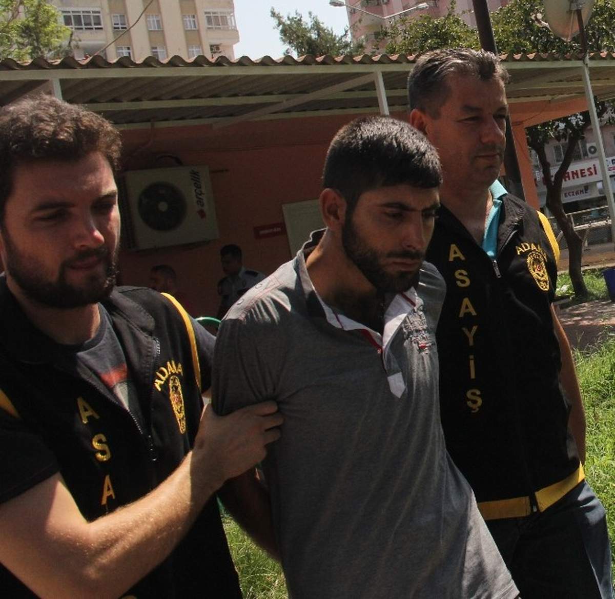 Adana\'da Dedesinden Kalan Ev İçin Tartıştığı Amcasını Öldürdü
