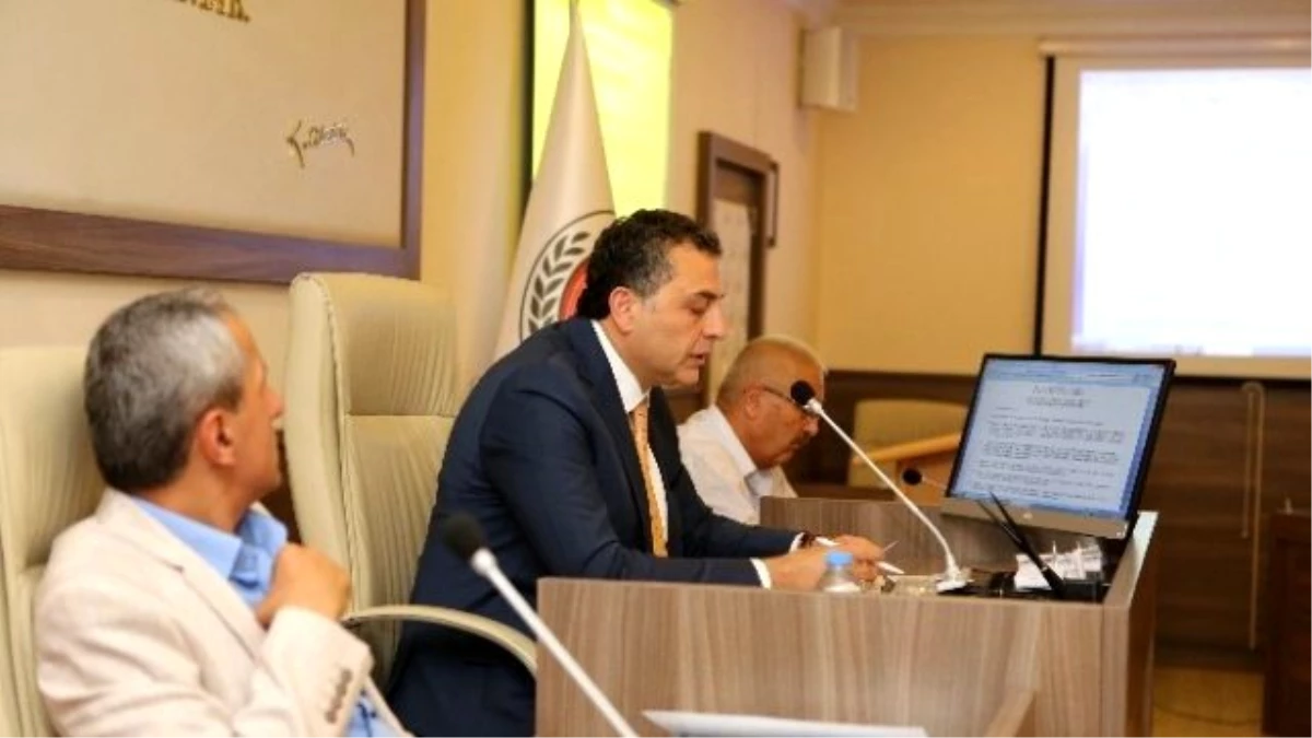 İl Genel Meclisi Başkanı Mehmet Kayıkçı;