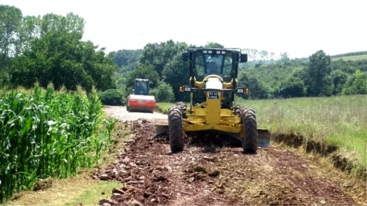 İzmit Belediyesi\'nden Tarım Arazilerine Yol