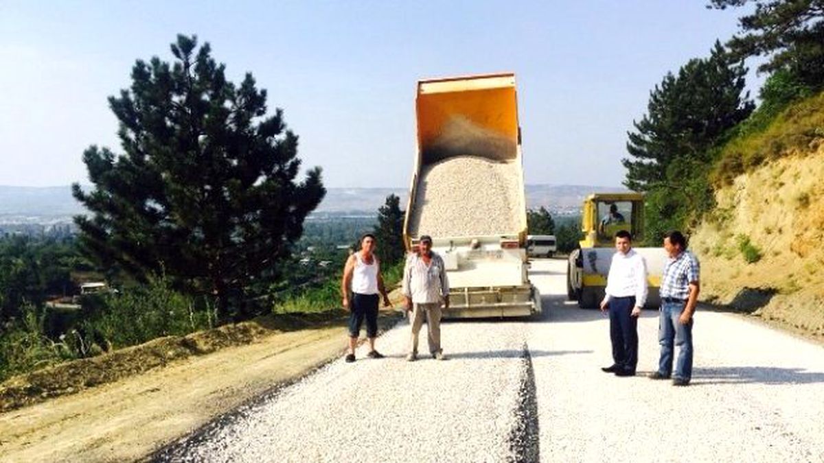 Kırsal Mahallelere Asfalt