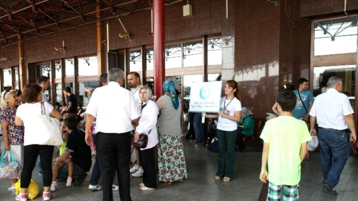 Odunpazarı Gençlik Merkezinden Öğrencilere Güler Yüzlü Karşılama