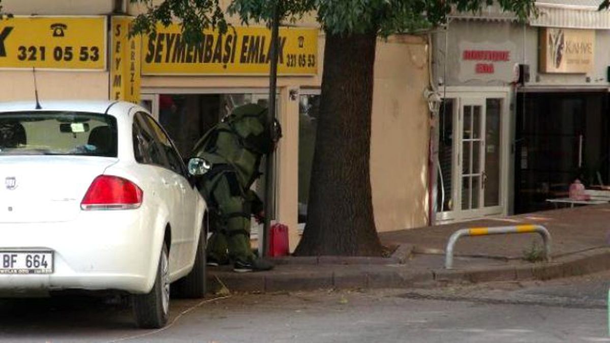 Patlatılan Şüpheli Çantadan Dosya Çıktı