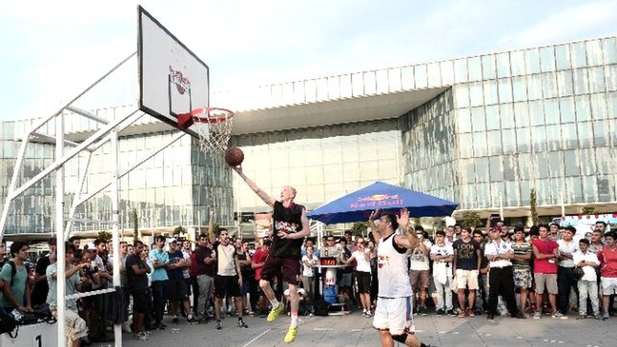 Sokak Basketbolu Nefes Kesti