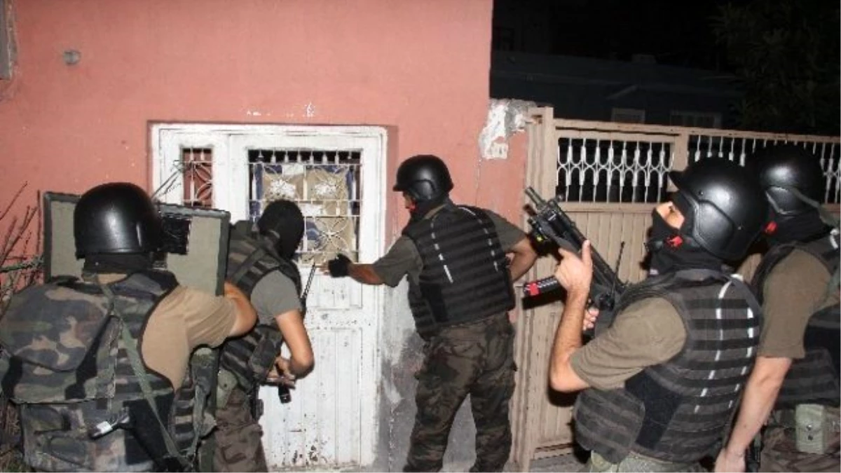 Adana\'da Şafak Vakti IŞİD Operasyonu
