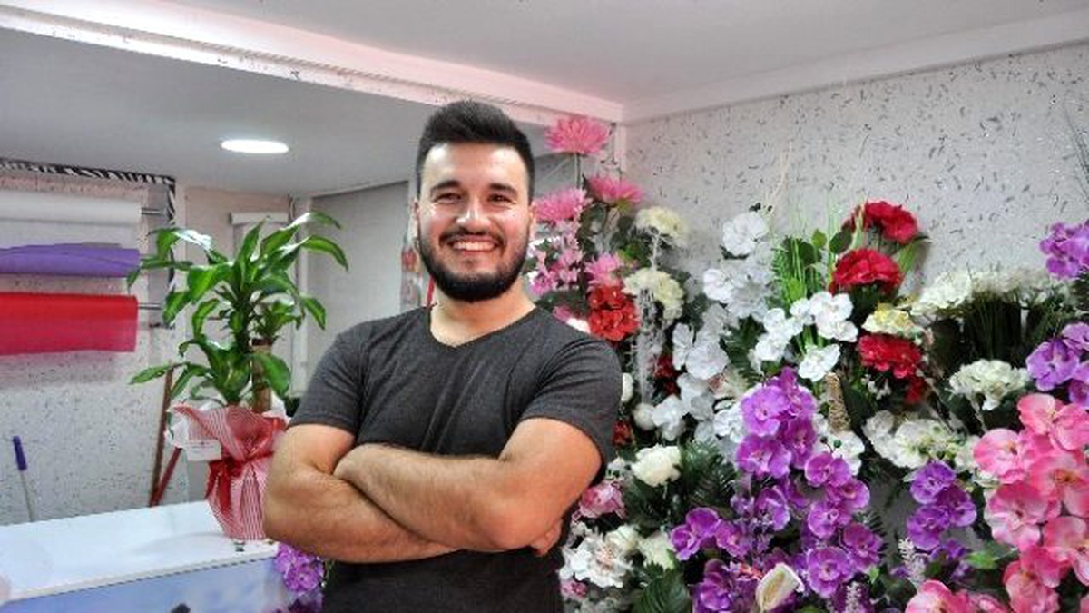 Düğün Sezonundaki Hareketlilik Çiçekçilerin Yüzünü Güldürüyor