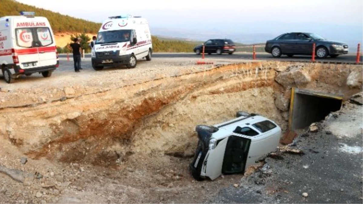 Mersin\'de Trafik Kazası: 4 Yaralı