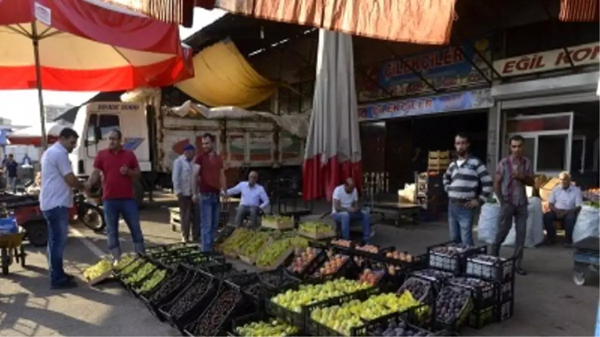 Yaş Sebze ve Meyve Hali\'ndeki Sorunlar Çözüldü