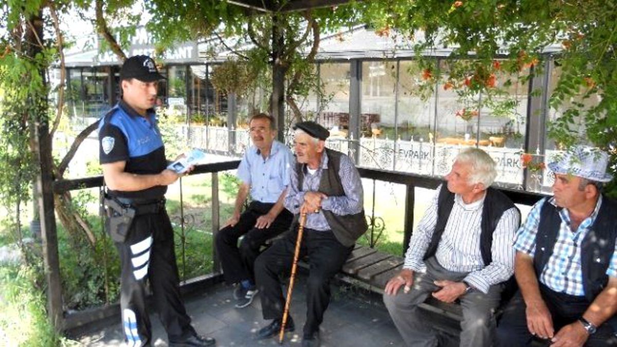 3 Bin Broşür Dağıtıldı