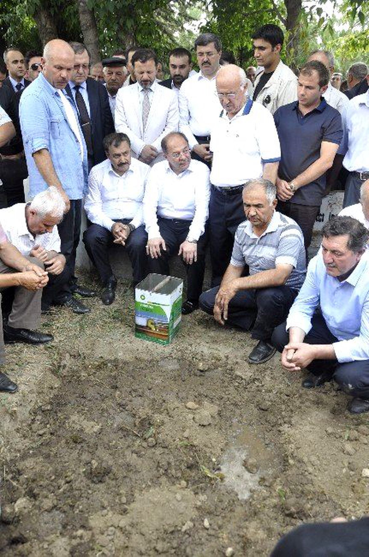 Bakan Eroğlu: "Gerçekten Çok İyi Bir Anneydi, Benim Her Şeyimle İlgilenirdi"